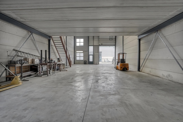 BedrijfsruimteaanGieterij 74<br/> inNoordwijkerhout