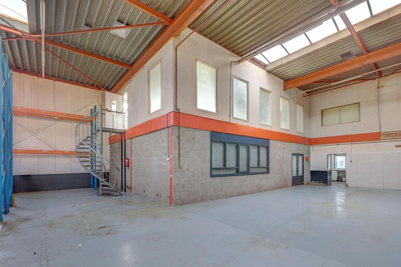 BedrijfsruimteaanHaarlemmerstraatweg 159<br/> inHalfweg