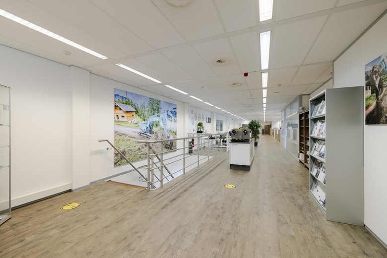 BedrijfsruimteaanVeluwezoom 15<br/> inAlmere BedrijfsruimteaanVeluwezoom 15<br/> inAlmere