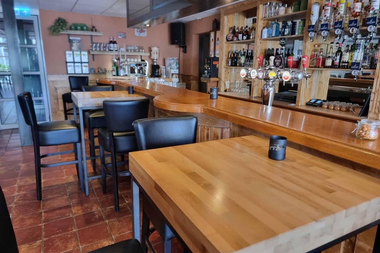 HorecaaanDorpsstraat 15<br/> inDirkshorn HorecaaanDorpsstraat 15<br/> inDirkshorn