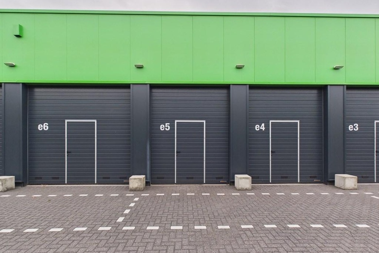 Bekijk foto Bedrijfsruimte aan de Argon 14 E5 in Oud-Gastel