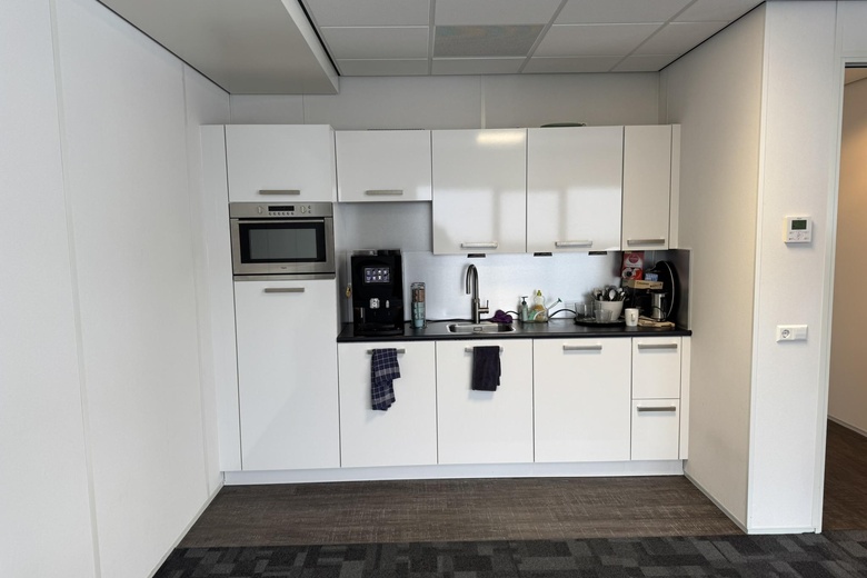 BedrijfsruimteaanGrote Esch 1170 - 1175<br/> inMoordrecht