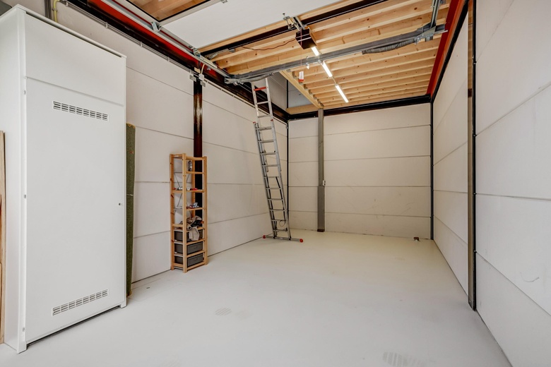 BedrijfsruimteaanNikkelweg 297<br/> inAlphen aan den Rijn