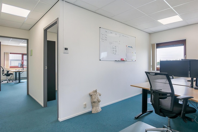 KantoorruimteaanVeenderveld 32<br/> inRoelofarendsveen KantoorruimteaanVeenderveld 32<br/> inRoelofarendsveen