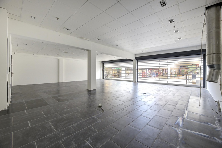 WinkelruimteaanIn den Vijfhoek 121<br/> inOldenzaal WinkelruimteaanIn den Vijfhoek 121<br/> inOldenzaal