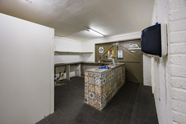 HorecaaanDorpsstraat 2<br/> inSlenaken HorecaaanDorpsstraat 2<br/> inSlenaken