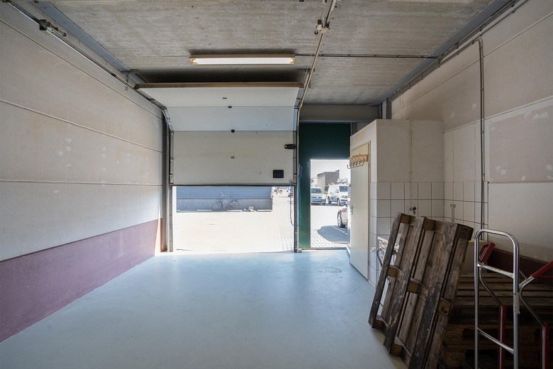 BedrijfsruimteaanCoriet van Alphen-Roosstraat 33<br/> inRotterdam