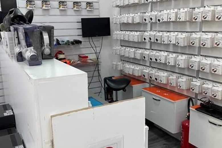 WinkelruimteaanWaldorpstraat 269<br/> inDen Haag