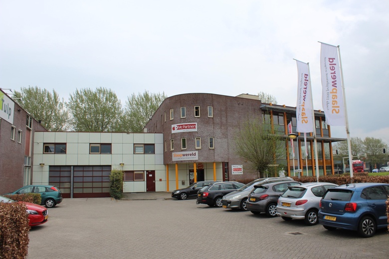 BedrijfsruimteaanJaap Bijzerweg 27 - 29<br/> inWoerden BedrijfsruimteaanJaap Bijzerweg 27 - 29<br/> inWoerden