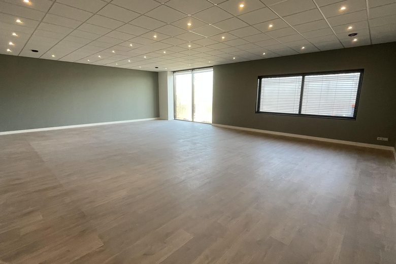 BedrijfsruimteaanEekboerstraat 28 f<br/> inOldenzaal