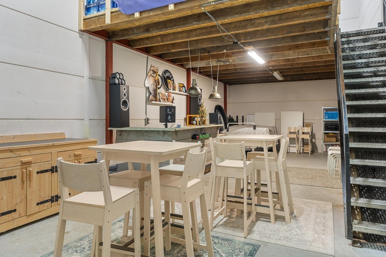 BedrijfsruimteaanExa 10<br/> inZevenaar