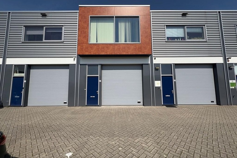 BedrijfsruimteaanHovenierstraat 27<br/> inNaaldwijk