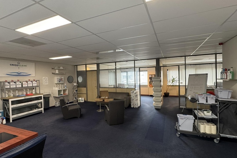 BedrijfsruimteaanIndustriestraat 6 A<br/> inHardinxveld-Giessendam