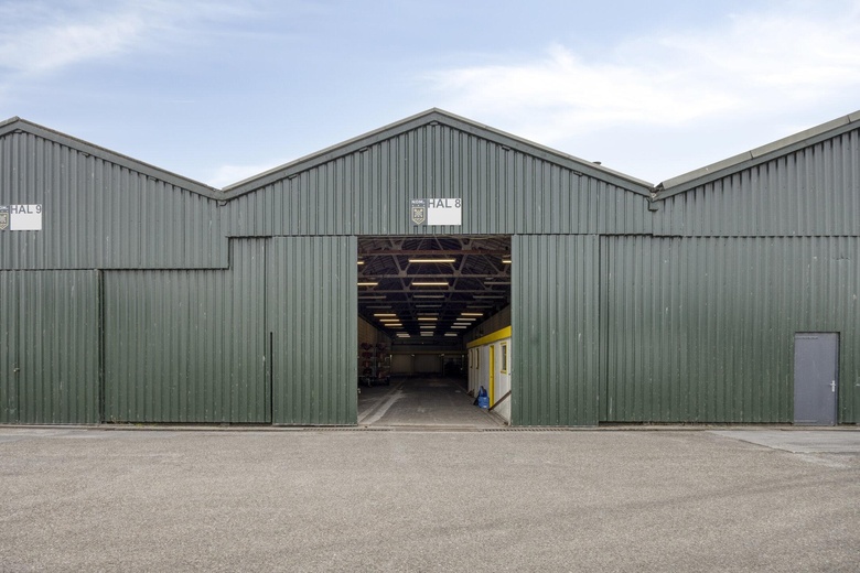 BedrijfsruimteaanJ.P. Broekhovenstraat 11<br/> inElburg BedrijfsruimteaanJ.P. Broekhovenstraat 11<br/> inElburg
