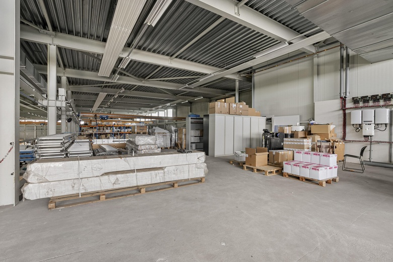 BedrijfsruimteaanLindeboomseweg 51-53<br/> inAmersfoort BedrijfsruimteaanLindeboomseweg 51-53<br/> inAmersfoort