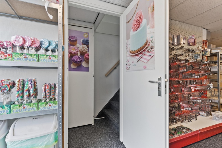 BedrijfsruimteaanTweelingenlaan 34 B<br/> inApeldoorn BedrijfsruimteaanTweelingenlaan 34 B<br/> inApeldoorn