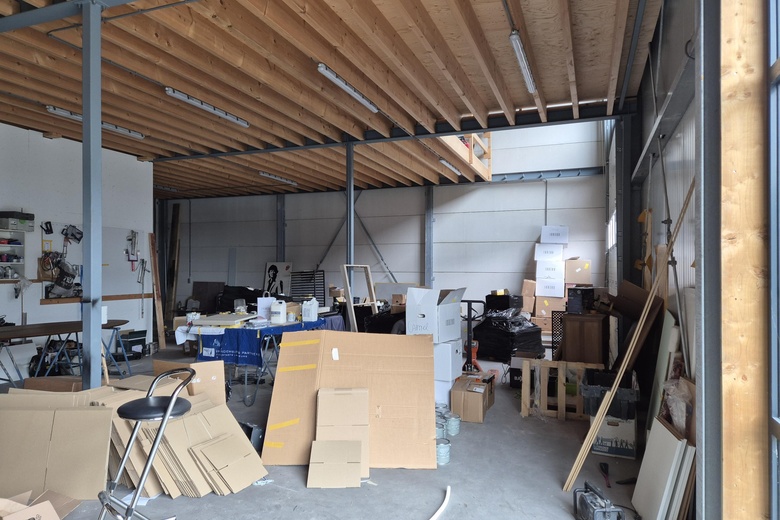 BedrijfsruimteaanJan Penweg 8<br/> inZwaag