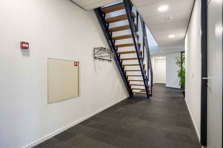 BedrijfsruimteaanIJzersteden 7<br/> inEnschede BedrijfsruimteaanIJzersteden 7<br/> inEnschede