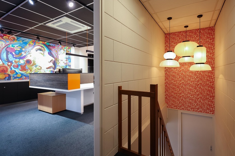 BedrijfsruimteaanLuzernestraat 9<br/> inNieuw-Vennep