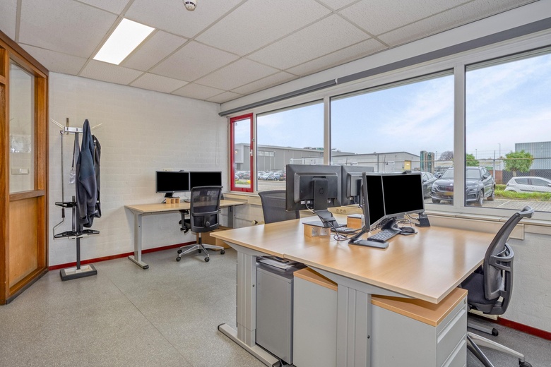 BedrijfsruimteaanTomeikerweg 31<br/> inGeleen