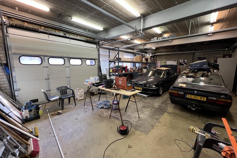 BedrijfsruimteaanAris van Broekweg 4 - 8<br/> inZaandam BedrijfsruimteaanAris van Broekweg 4 - 8<br/> inZaandam