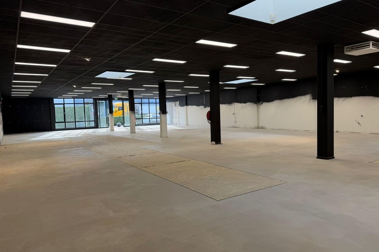 BedrijfsruimteaanHurksestraat 42 16<br/> inEindhoven