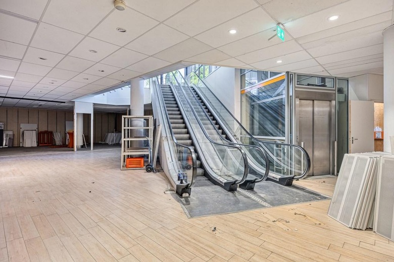 WinkelruimteaanVeerplein 26<br/> inVlaardingen WinkelruimteaanVeerplein 26<br/> inVlaardingen