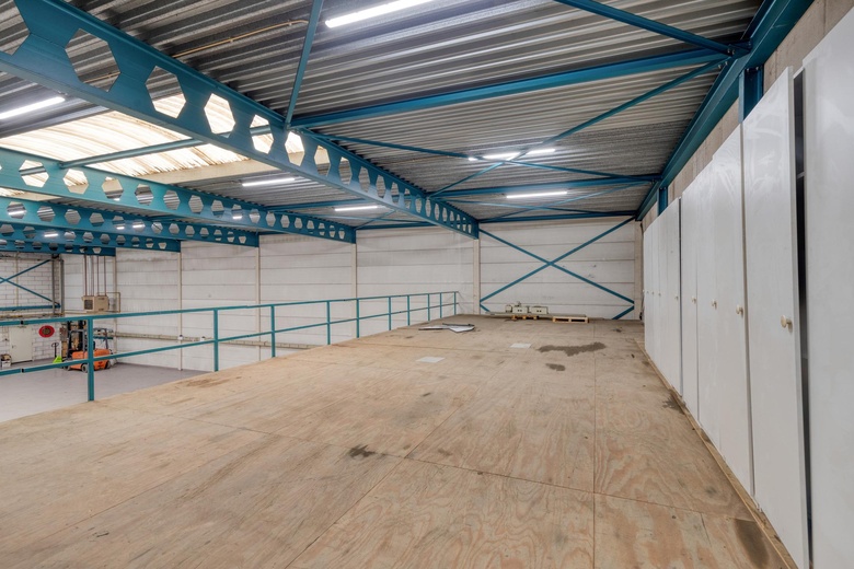 BedrijfsruimteaanPieter Zeemanweg 97<br/> inDordrecht BedrijfsruimteaanPieter Zeemanweg 97<br/> inDordrecht