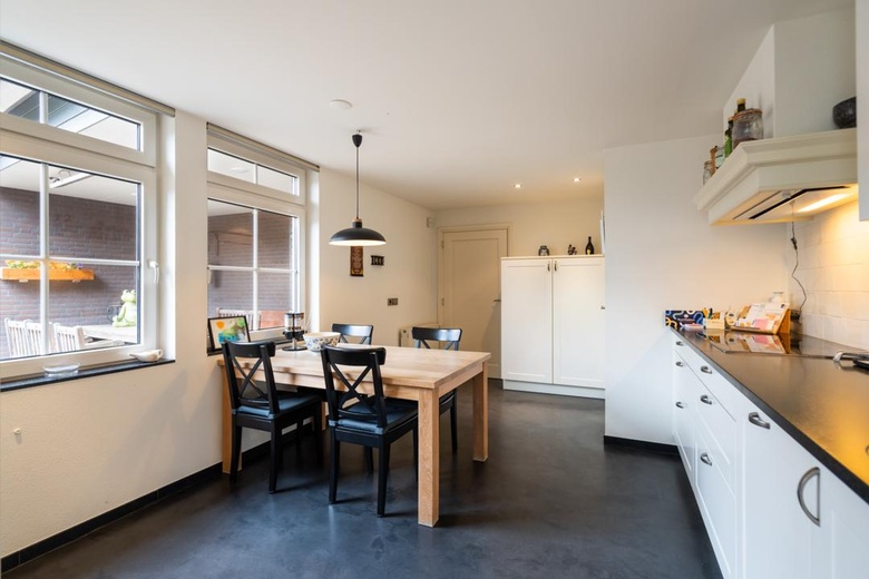 KantoorruimteaanOnze Lieve Vrouwestraat 69<br/> inOspel