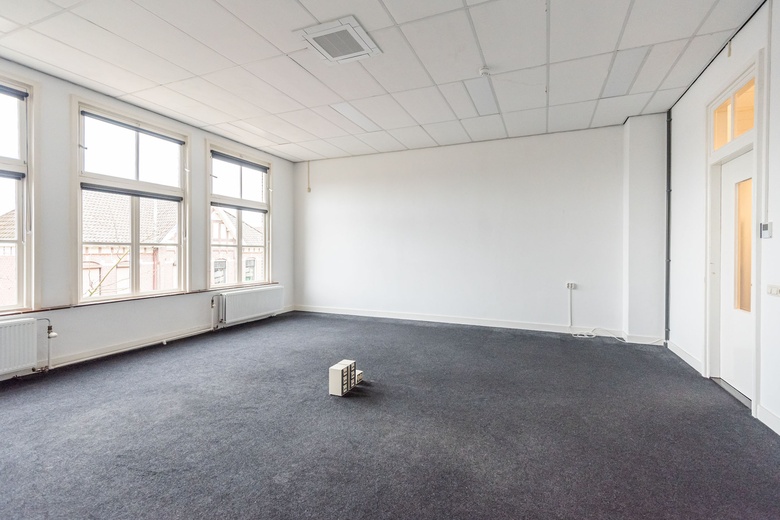 KantoorruimteaanF B Deurvorststraat 43<br/> inUlft KantoorruimteaanF B Deurvorststraat 43<br/> inUlft