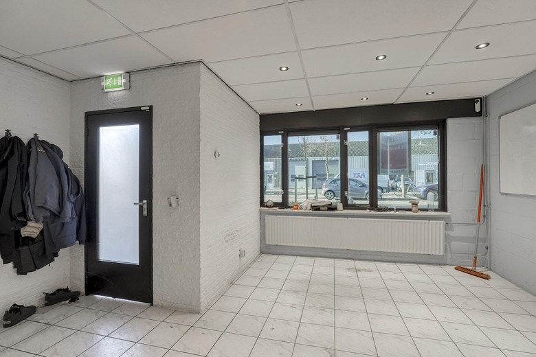 BedrijfsruimteaanTaanderstraat 16<br/> inKatwijk BedrijfsruimteaanTaanderstraat 16<br/> inKatwijk