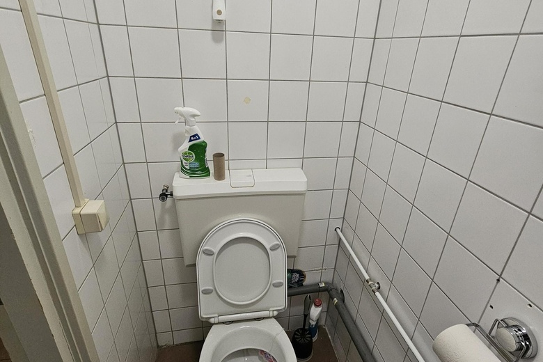BedrijfsruimteaanLeeuwarderstraatweg 129<br/> inHeerenveen BedrijfsruimteaanLeeuwarderstraatweg 129<br/> inHeerenveen