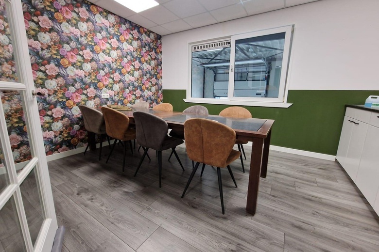 BedrijfsruimteaanTwentelaan 19<br/> inVroomshoop BedrijfsruimteaanTwentelaan 19<br/> inVroomshoop