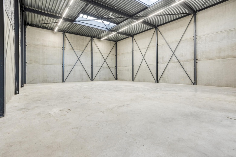 BedrijfsruimteaanAngelenweg 133<br/> inOss