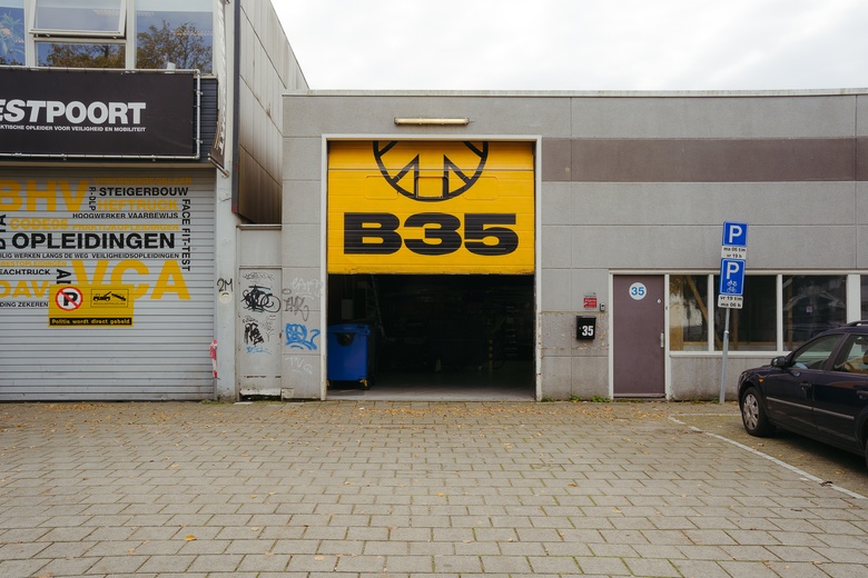 BedrijfsruimteaanBasisweg 35<br/> inAmsterdam BedrijfsruimteaanBasisweg 35<br/> inAmsterdam