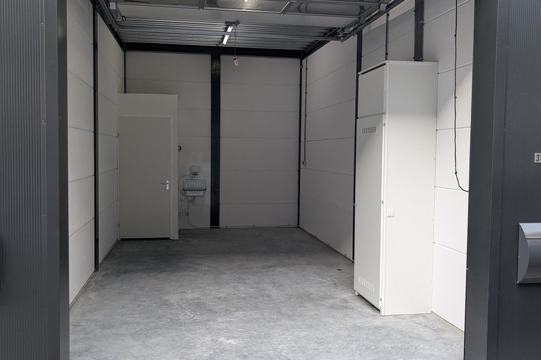 BedrijfsruimteaanNikkelweg 315<br/> inAlphen aan den Rijn