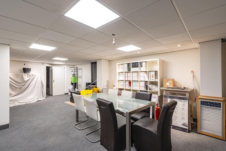 WinkelruimteaanDe Clinge 22<br/> inBussum WinkelruimteaanDe Clinge 22<br/> inBussum