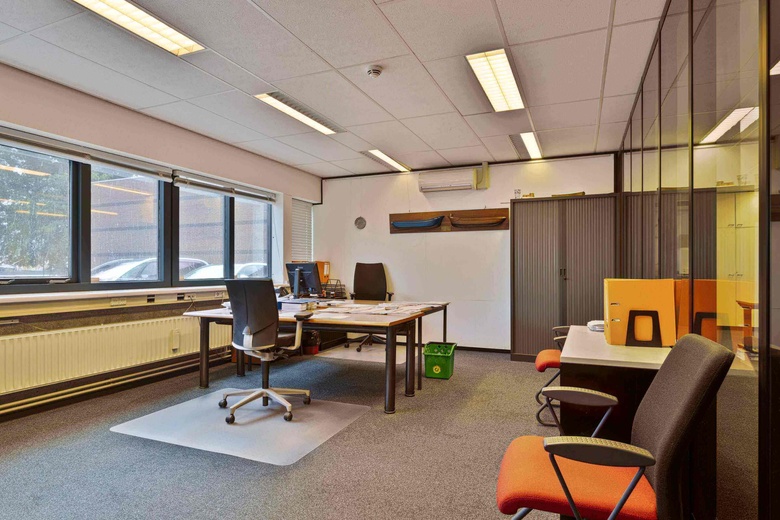 KantoorruimteaanMercuriusweg 10<br/> inSchiedam