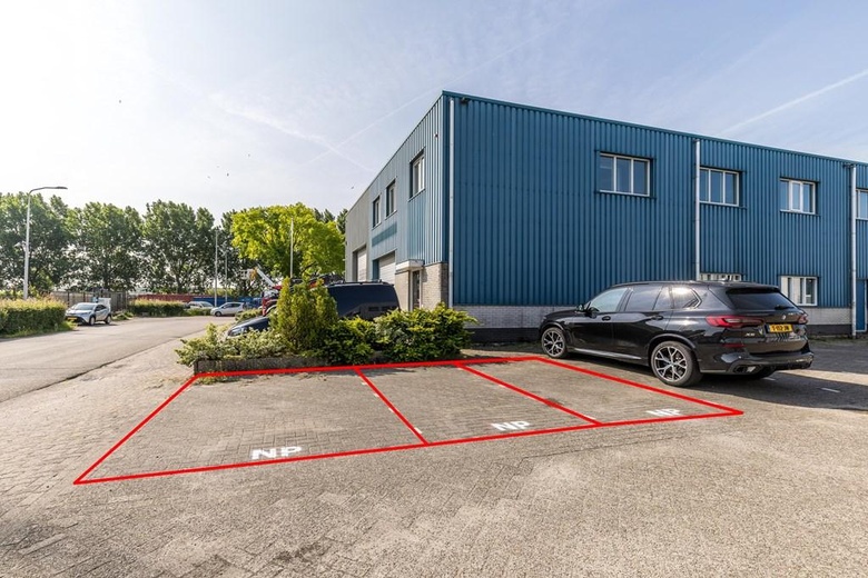 BedrijfsruimteaanAmbachtsweg 39 F<br/> inPijnacker