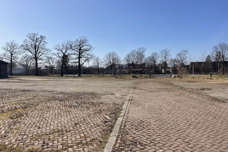 BedrijfsruimteaanEnschedesestraat 175<br/> inOldenzaal BedrijfsruimteaanEnschedesestraat 175<br/> inOldenzaal