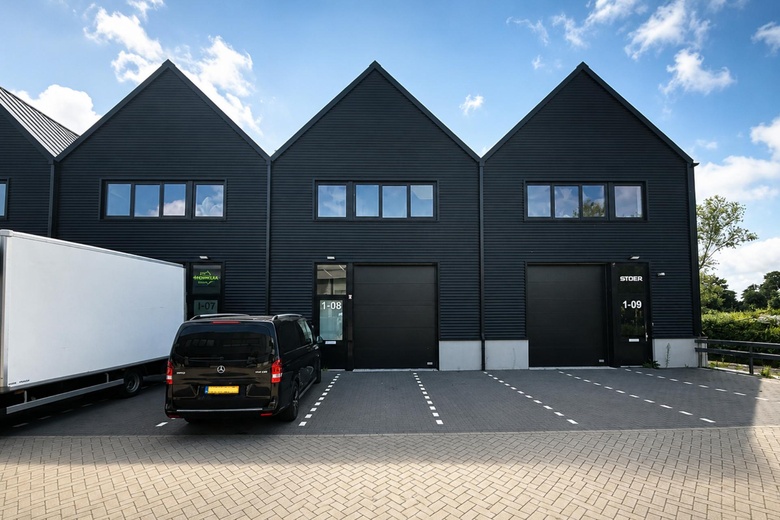 Bekijk foto Bedrijfsruimte aan de Burgemeester Hoffscholteweg 1 08 in Aalsmeer Bekijk foto Bedrijfsruimte aan de Burgemeester Hoffscholteweg 1 08 in Aalsmeer