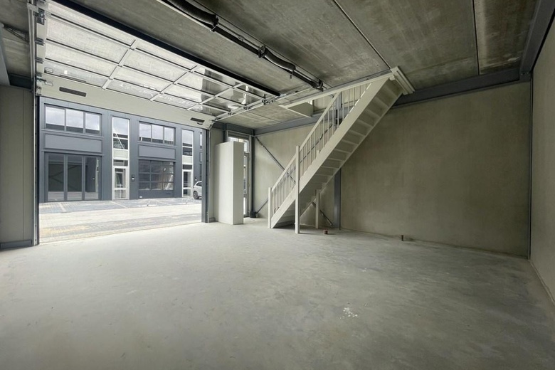 BedrijfsruimteaanJarmuiden 29 D<br/> inAmsterdam