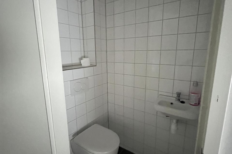 BedrijfsruimteaanVaartveld 5<br/> inRoosendaal