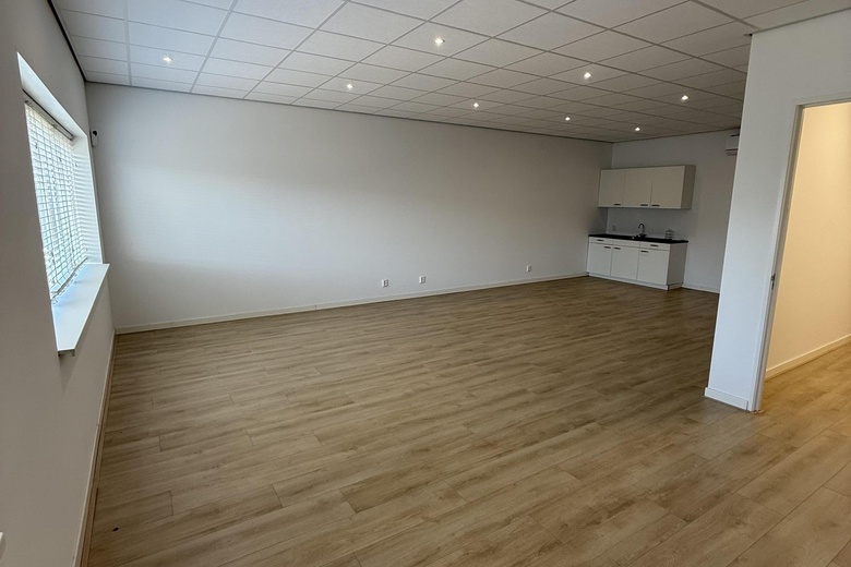 BedrijfsruimteaanMeer en Duin 58 K<br/> inLisse BedrijfsruimteaanMeer en Duin 58 K<br/> inLisse