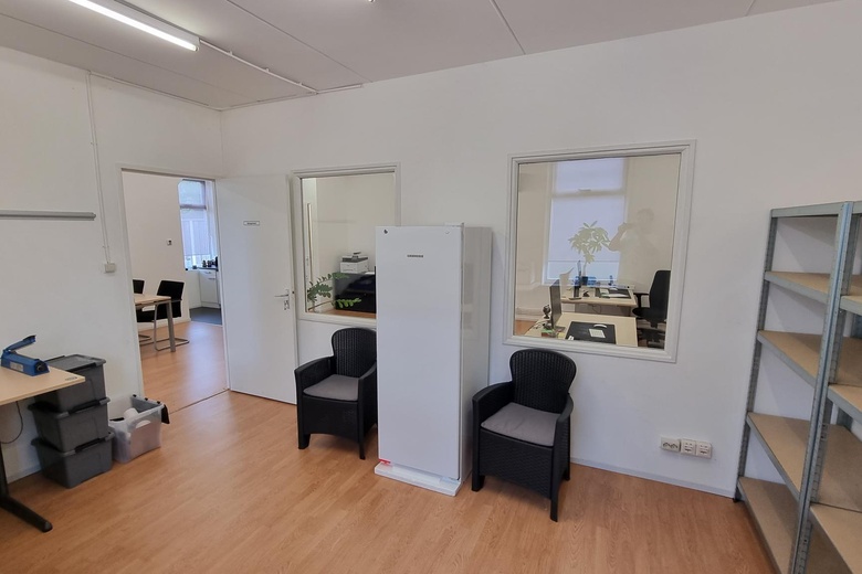KantoorruimteaanRoombekerveld 43<br/> inEnschede KantoorruimteaanRoombekerveld 43<br/> inEnschede