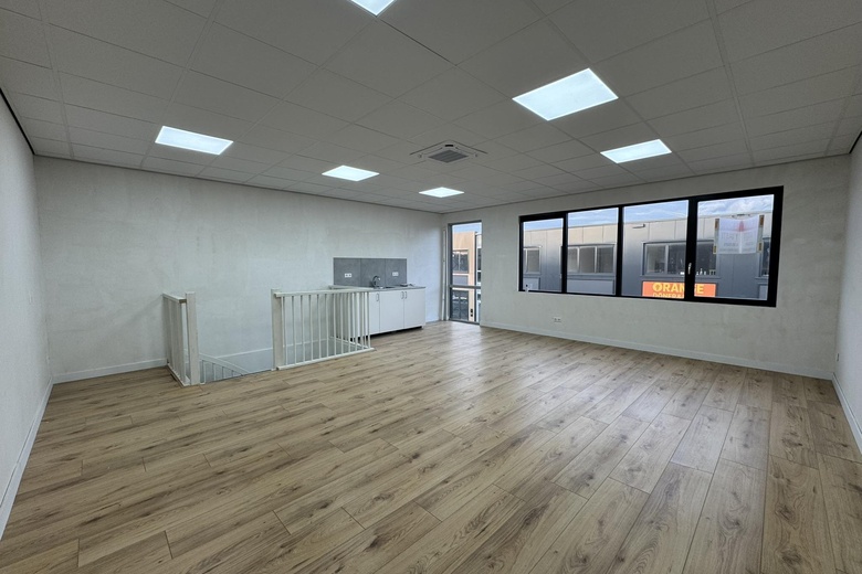 BedrijfsruimteaanJarmuiden 27 N<br/> inAmsterdam