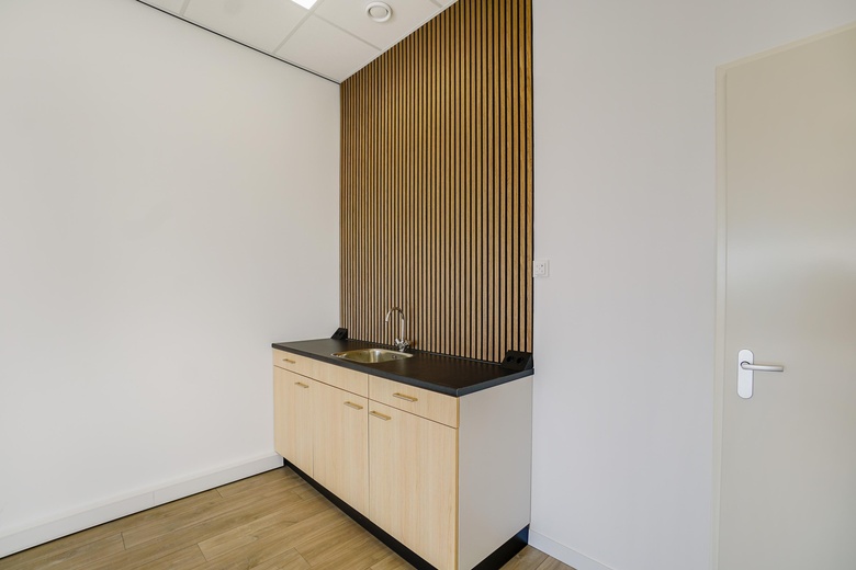 BedrijfsruimteaanMiddelblok 136 d<br/> inGouderak