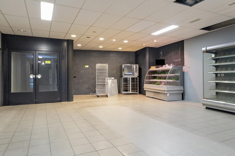 BedrijfsruimteaanKerkstraat 11<br/> inVorstenbosch BedrijfsruimteaanKerkstraat 11<br/> inVorstenbosch