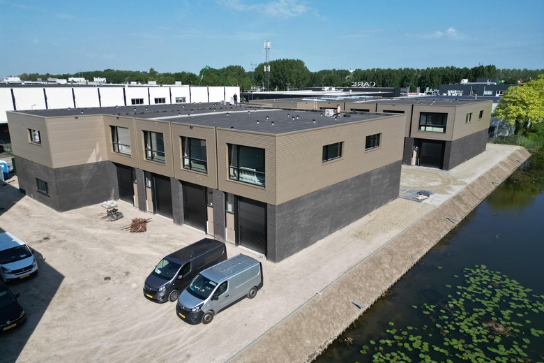 BedrijfsruimteaanOosteinde 5 b 13<br/> inBarendrecht