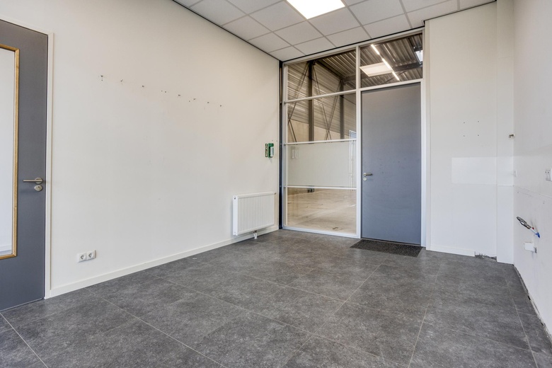 BedrijfsruimteaanAngelenweg 133<br/> inOss